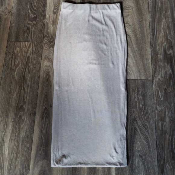 3/$30 NWOT KARDASHIAN STYLE TWO PIECE RIBBED DRESS - Picture 3 of 3